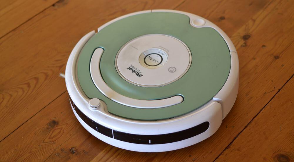 Remplacer la batterie d’un aspirateur robot Roomba de IRobot